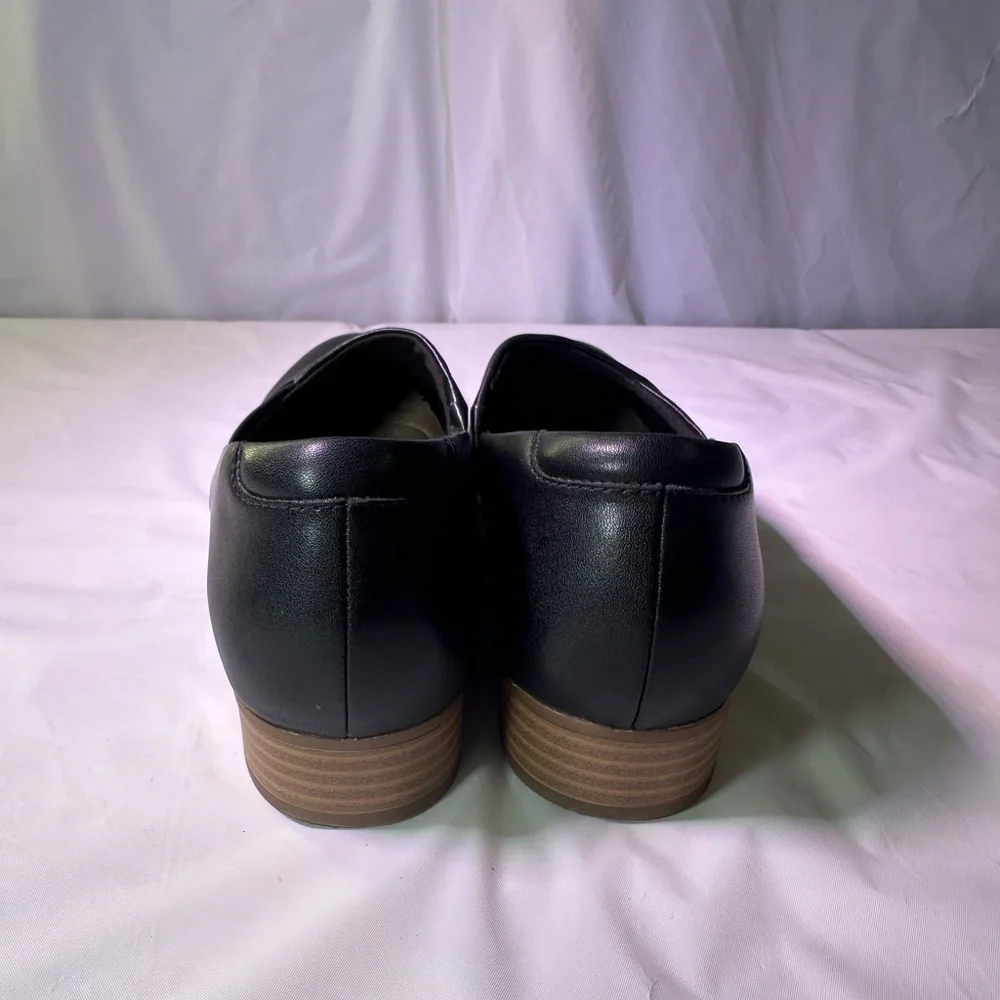 Clarks Women's Elegant Black Flats